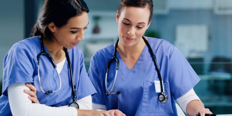 8 سمات لا تتناسب مع طبيعة الدراسة بتمريض جامعة حلوان