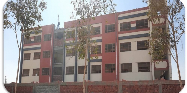 باعهم خردة.. تفاصيل سرقة مسئول عهدة لـ 20 شباك بمدرسة بحلوان  