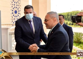 رئيس جامعة طنطا يشارك في معرض «مصر – السيسي.. الطريق للجمهورية الجديدة»