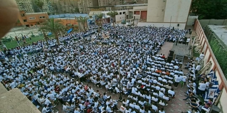 سيارتان بقيمة مليون جنيه وبودي جاردات.. التفاصيل الكاملة للتكدس الطلابي لمراجعة الفلسفة