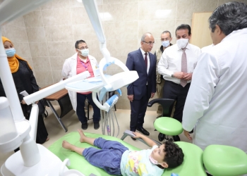بتكلفة مليار جنيه..وزير التعليم العالي يتفقد المستشفى الجامعي بالعاشر من رمضان