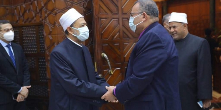 رئيس الطائفة الإنجيلية يهنئ شيخ الأزهر بعيد الأضحى المبارك