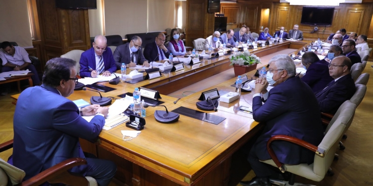 التعليم العالي تقرر إعفاء طلاب هذه المناطق من مصروفات المعاهد الخاصة 