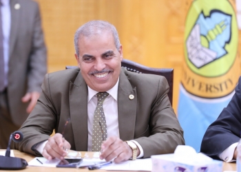 ﻿مجلس جامعة الأزهر يشيد بسنوات العطاء الخمس للدكتور محمد المحرصاوي مؤكدا أنها مليئة بالإنجازات