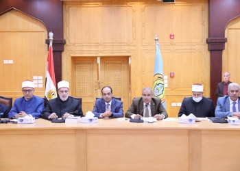 ﻿مجلس جامعة الأزهر يشيد بما تحقق في ملف التحول الرقمي مؤكدا أنها ترجمة لرؤية مصر 2030