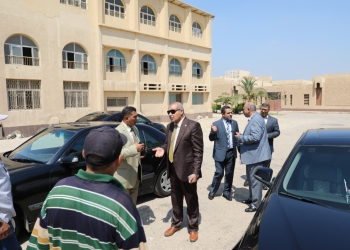 ﻿رئيس جامعة الأزهر يتابع أعمال التكهين ورفع المخلفات بحرم الجامعة بمدينة نصر