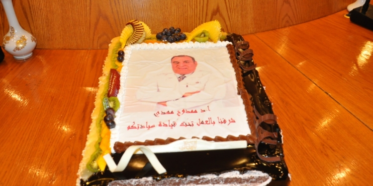 تمريض جامعة حلوان تحتفي بـ ممدوح مهدي