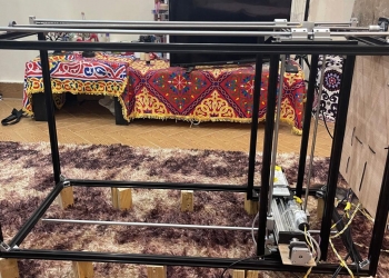 طلاب هندسة جامعة حلوان يبتكرون «نظام رعاية صحية آلي»