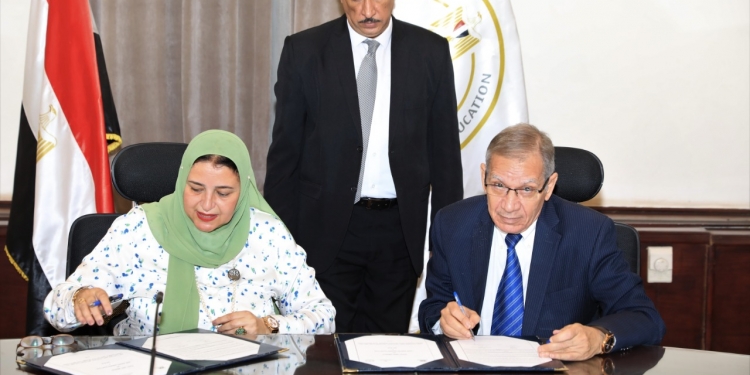 تفاصيل إنشاء أول مدرسة تكنولوجيا تطبيقية بسوهاج