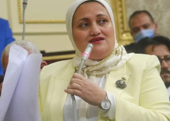 برلمانية: قرارات وتصريحات رضا حجازي بشأن تعديل مناهج المرحلة الابتدائية متضاربة