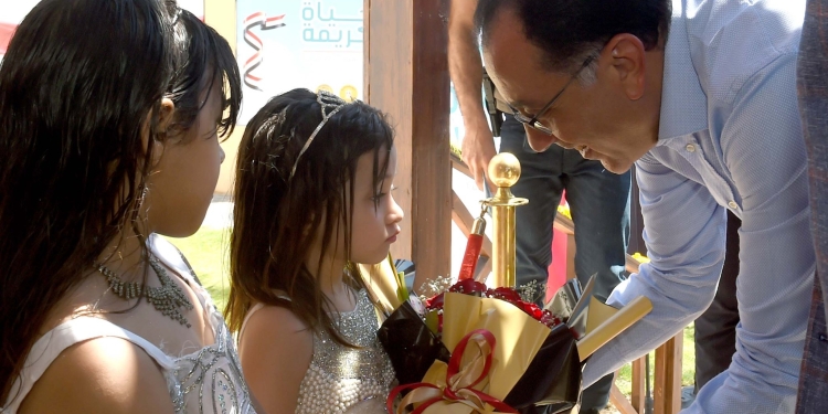 آليات العمل بمراكز مجموعات الدعم المدرسى في المحافظات