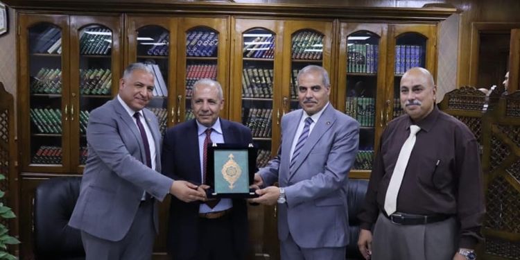 رئيس جامعة الأزهر يكرم المتميزين من أبناء الجامعة بمختلف القطاعات