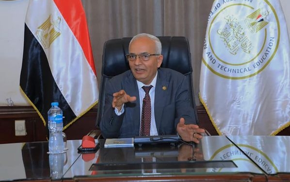 خلال مناقشة استعدادات العام الدراسي الجديد.. رضا حجازي: القيادة السياسية مهتمة بتطوير التعليم
