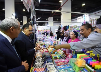  أمهات مصر: الأسر تعاني من ارتفاع أسعار مستلزمات المدارس و "أهلا مدرستي"  يخفف العبء عن الأهالي