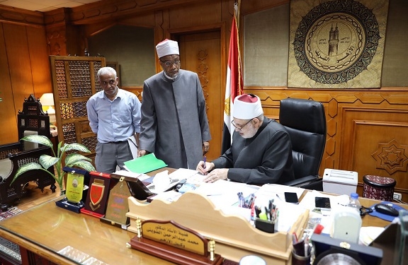 وكيل الأزهر يعتمد نتيجة الدور الثاني للشهادتين الابتدائية والإعدادية 2022