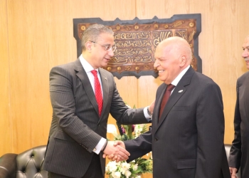 محافظ الفيوم يوافق على إنشاء مجمع طبي للمعلمين