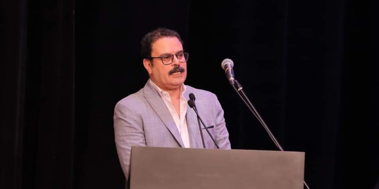 الشربيني للدفعة 52: فخور بكم وأنتم أصحاب أشرف مهنة وحافظوا على طلب العلم