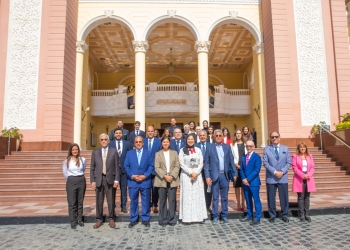 الجامعة البريطانية توقع بروتوكول تعاون ثلاثي مشترك بين مؤسسة التعليم أولًا وكريدي أجريكول للتنمية