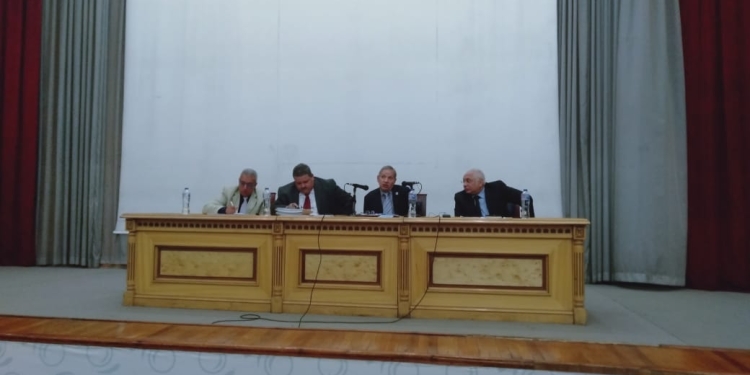 التعليم: وزاراه الاتصالات أنفقت 600 مليون لإنشاء 5 مدارس we