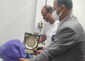 تكريم «أحلام الباشا» لتحديها السرطان وتفوقها بالثانوية العامة