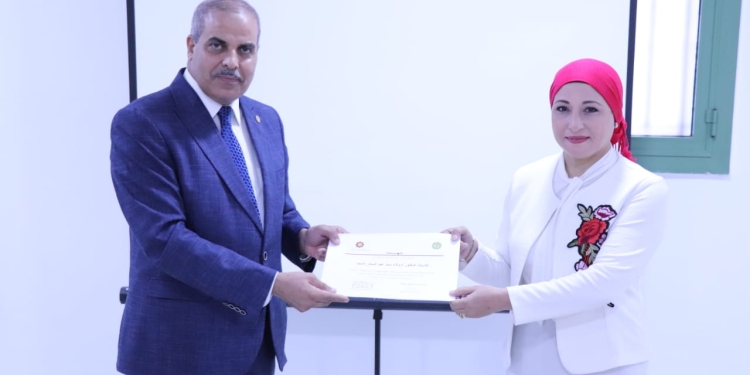 رئيس جامعة الأزهر يختتم فترته المليئة بالإنجازات بتخريج دفعة جديدة من القيادات الأكاديمية بمختلف الكليات