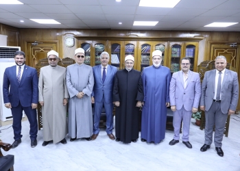 وكيل الأزهر وأمين مجمع البحوث الإسلامية يهنئان رئيس جامعة الأزهر الجديد