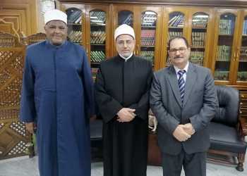 ﻿توافد المهنئين على مكتب رئيس جامعة الأزهر الجديد