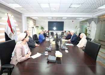 وزيرا التعليم العالى والبيئة يناقشان استعدادات مصر لمؤتمر تغير المناخ COP27