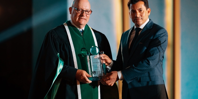 وزير الصحة: حلم الجامعات الأجنبية بدأ في فكرة علم 2017 ونجني ثماره اليوم