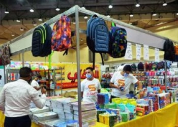 أولياء أمور مصر: موضة "السبلايز" بها كمية طلبات غريبة وتحولت لمافيا للمكتبات