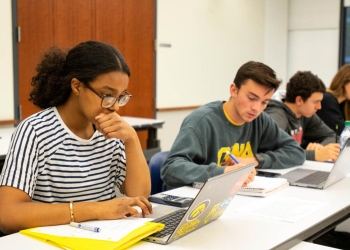 تنسيق الجامعات الأهلية 2022.. أسبوع واحد أمام الطلاب المقبولين لسداد المصروفات