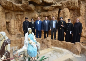 إحدى نقاط رحلة العائلة المقدسة.. وزيرا السياحة والآثار والتنمية المحلية يفتتحون منطقة شجرة مريم