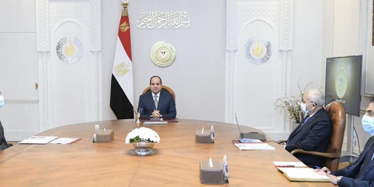 السيسي: باستكمال مراحل تطوير نظام التعليم الأساسي كنهج استراتيجي للدولة 