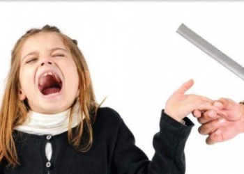 منع الضرب نهائياً بمدارس القاهرة وعدم حرمان الطالب من الدراسة بسبب المصروفات