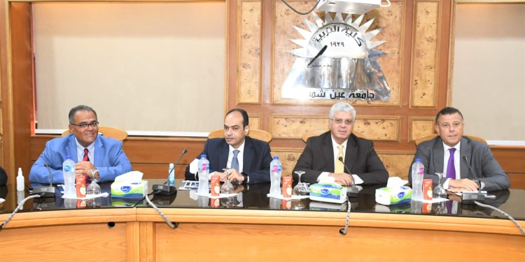 طباعة 700 ألف شهادة جامعية مؤمنة