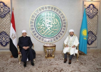 ﻿الإمام الأكبر يلتقي مفتي كازاخستان على هامش مؤتمر زعماء الأديان