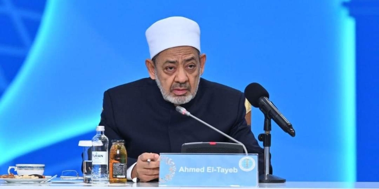 الإمام الأكبر: كل لقاء جاد مسؤول بين رموز الأديان يتحوَّل إلى طوق نجاة للحضارة الإنسانيَّة