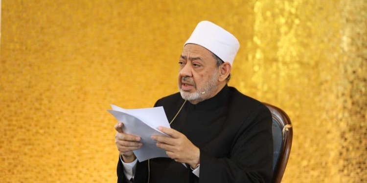 شيخ الأزهر : مقولة "الأديان سبب الحروب" كذبة دفع العالم ثمن تصديقها