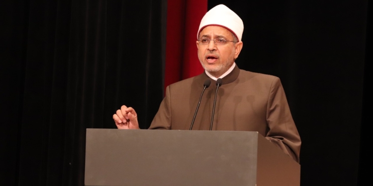 رئيس جامعة الأزهر يشهد تخريج الدفعة ال 50 (دفعة اليوبيل الذهبي) لكلية الطب