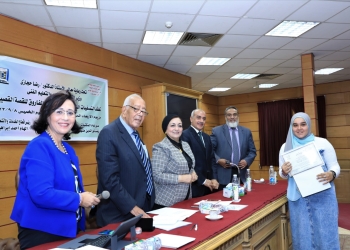 "التعليم" تكرم الفائزين في مسابقة "عمر الفاروق" للقصة القصيرة