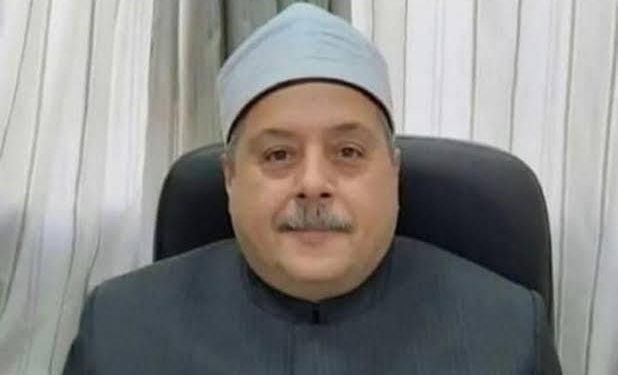 رئيس جامعة الأزهر يهنئ الشيخ أيمن عبد الغني بتكليفه بتسيير أعمال رئيس قطاع المعاهد الأزهرية