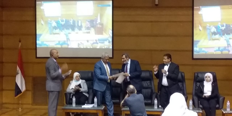 جامعة الأزهر تشارك في منتدى ( نحو مدن خضراء ومستدامة) بالمركز القومي لبحوث الإسكان والبناء