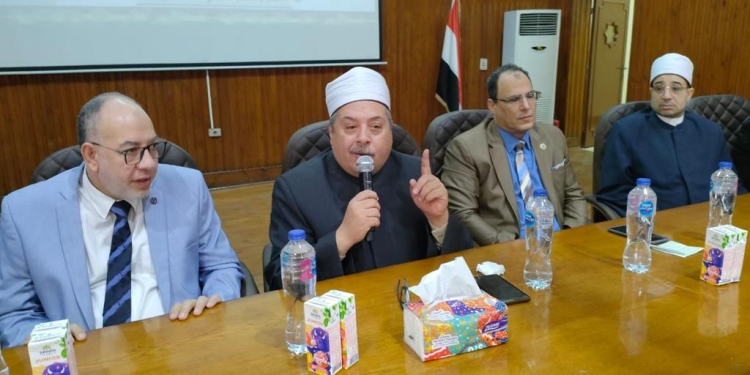 كلية التربية بالأزهر تقيم احتفالية لتكريم فرسان التربية العملية والتدريب الميداني