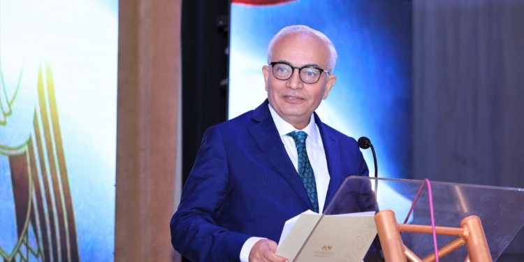 «التعليم» توجه مديري المدارس بطلب سلفة اللامركزية لأعمال الصيانة البسيطة