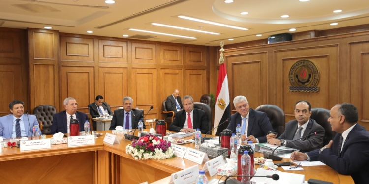 المجلس الأعلى للجامعات يعلن استعدادات العام الدراسي الجديد..التزام أعضاء هيئة التدريس بالتواجد وجاهزية المُدرجات والمدن