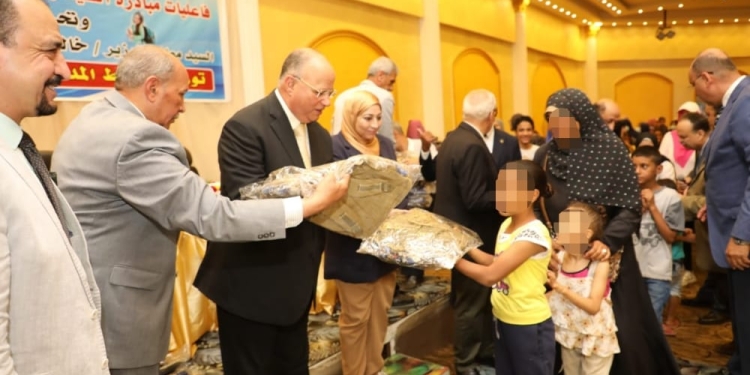 محافظ القاهرة يفتتح معرض الأسر المنتجة ويدشن مبادرة ” أهلا مدرستي “