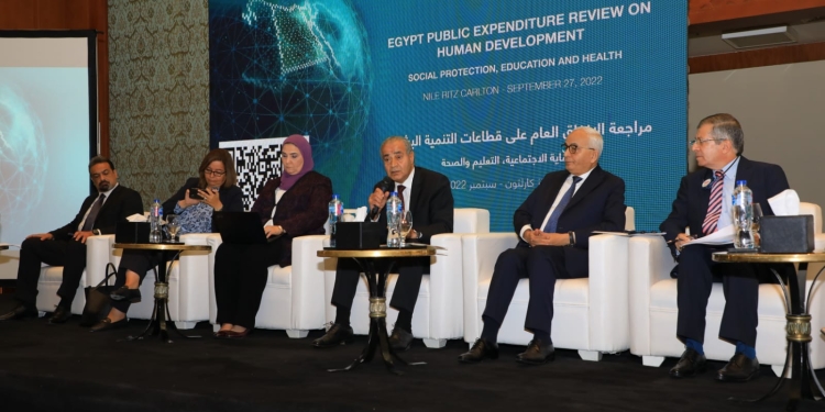 رضا حجازي: ترشيد الإنفاق في الوزارة وتعظيم الاستفادة من النماذج الناجحة