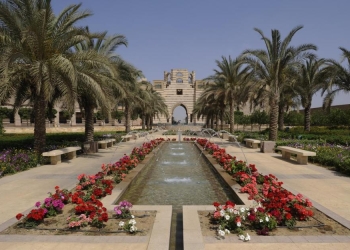 الجامعة الامركية تسعى الى بيئة نظيفة خالية من الكربون