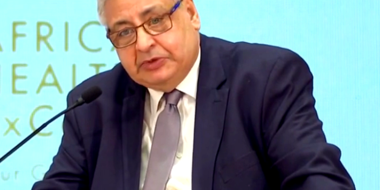 الدكتور عوض تاج الدين رئيس صندوق أعضاء هيئة التدريس