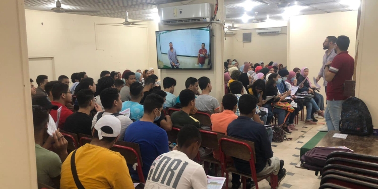 خبير تربوي: ترخيص سناتر الدروس الخصوصية سيدخل مليارات للدولة وله أثار إيجابية  